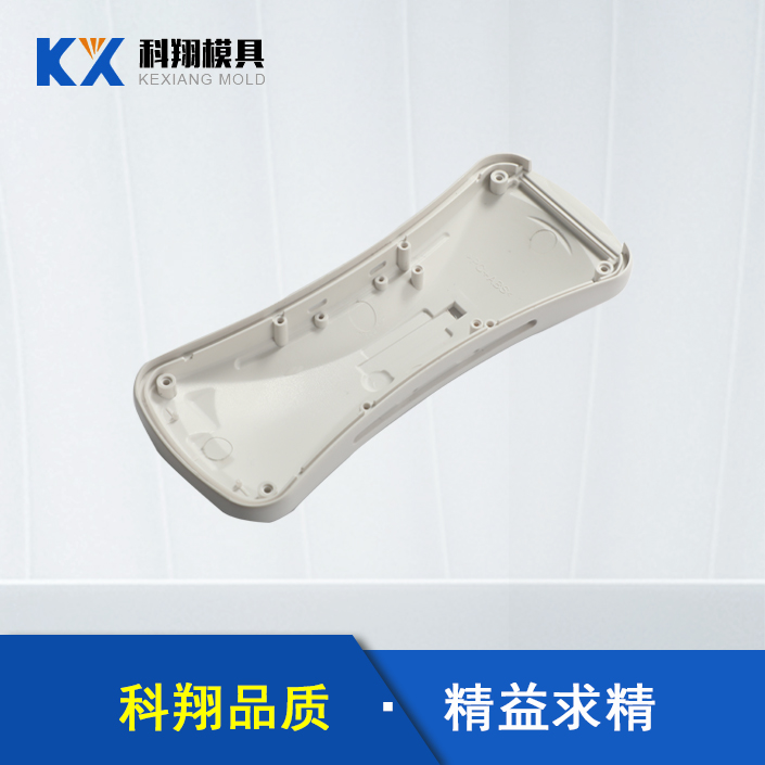 模具加工生產(chǎn)廠(chǎng)家告訴你：如何提高注塑模具的壽命